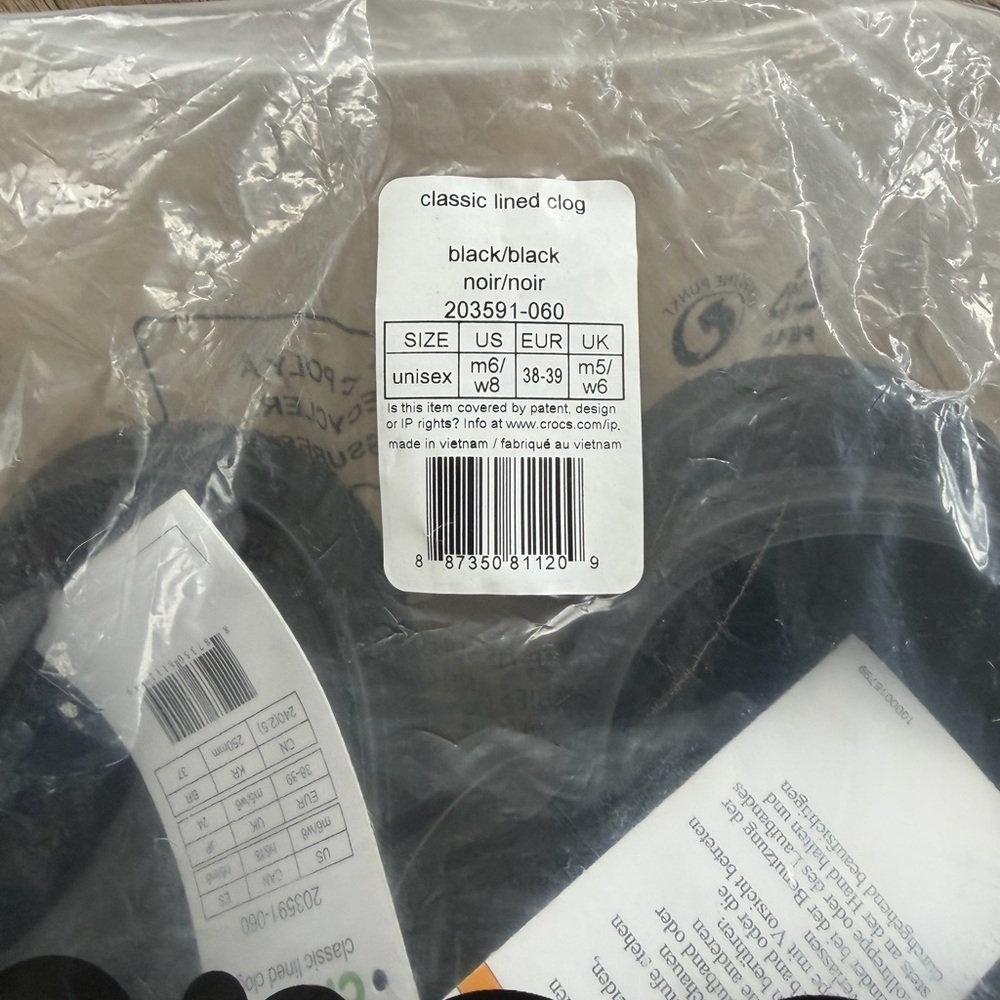 CROCS Kids Plush-Lined Clogs in Black - Picture 5 of 5